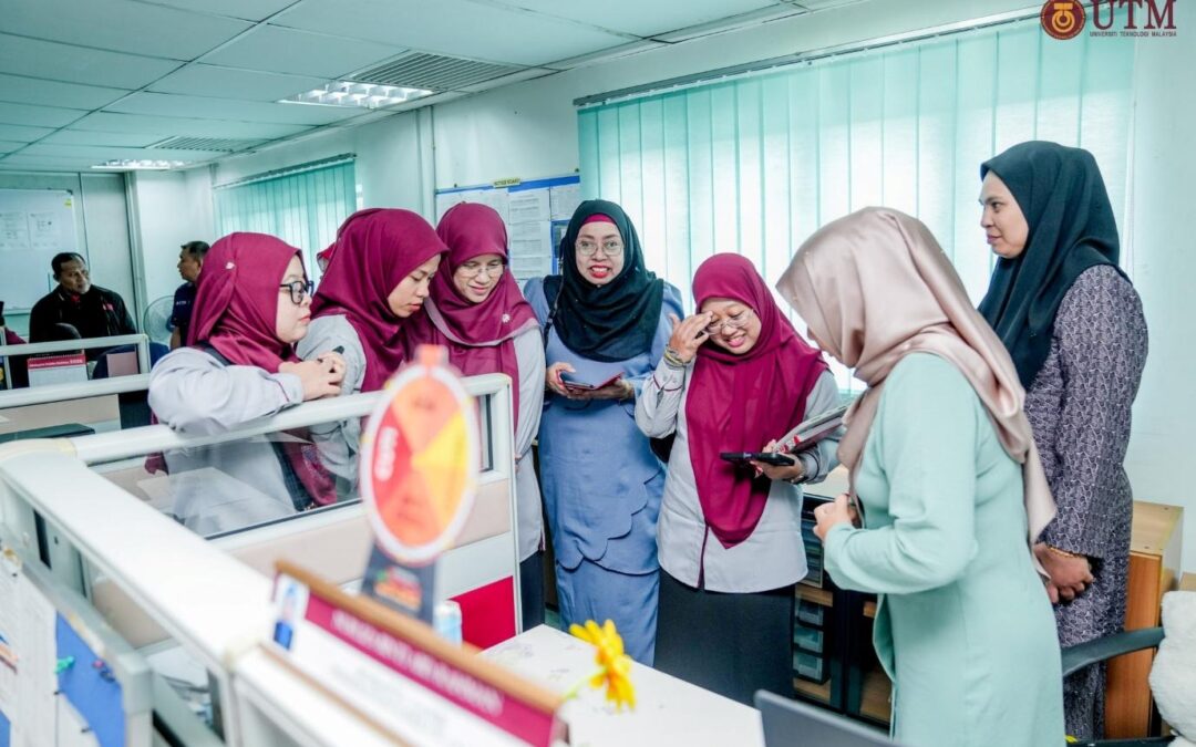 Lawatan Penandaarasan EKSA oleh PPPK ke UTM CDex